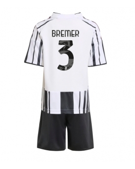 Billige Fotballdrakt Juventus Gleison Bremer #3 Replika Hjemmedraktsett Barn 2025-26 Kortermet (med bukser)
